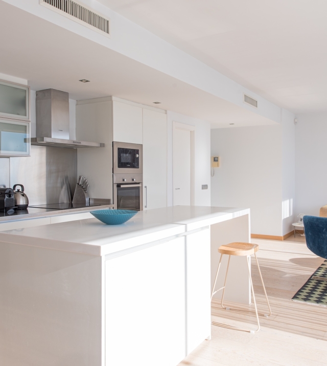 Resa Estates Ibiza for sale te koop apartment views Botafoch Talamanca kitchen 9.jpg